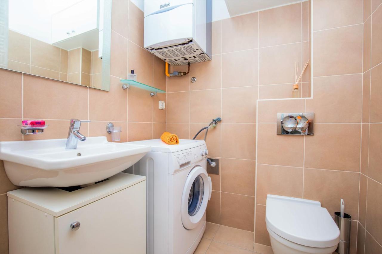 Appartement Apartman Roko à Šibenik Extérieur photo